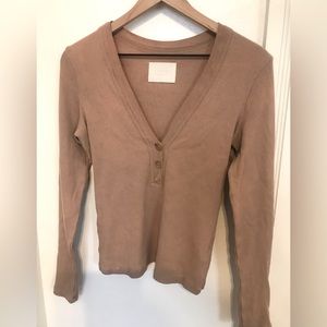 Citizens of Humanity Women’s Tan Henley Sz Medium - like new